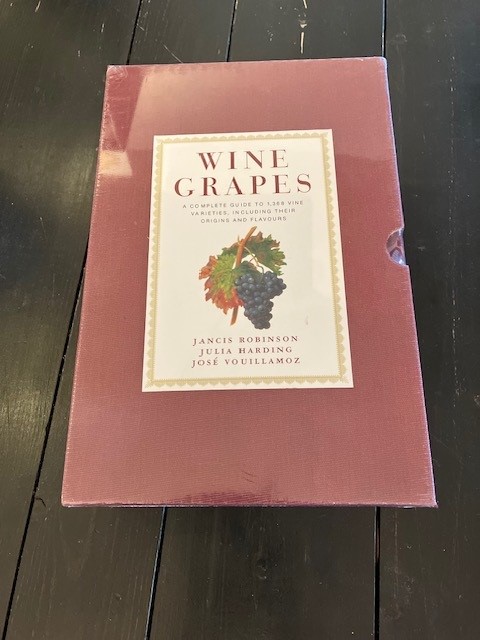 BOOK Wine Grape-